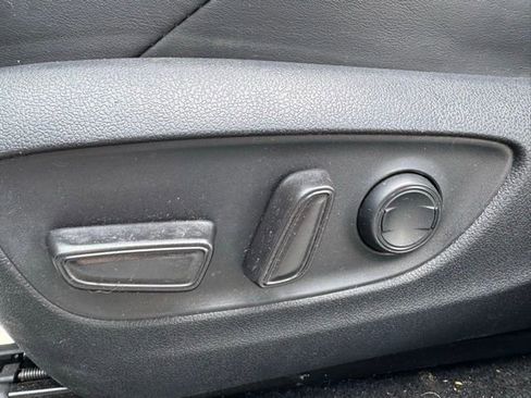 Used 2020 Toyota RAV4 TRD Off-Road image 16