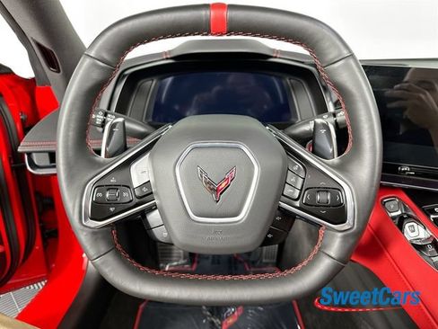 Used 2024 Chevrolet Corvette Stingray Preferred Conv w/ Z51 Performance Package RWD image 21