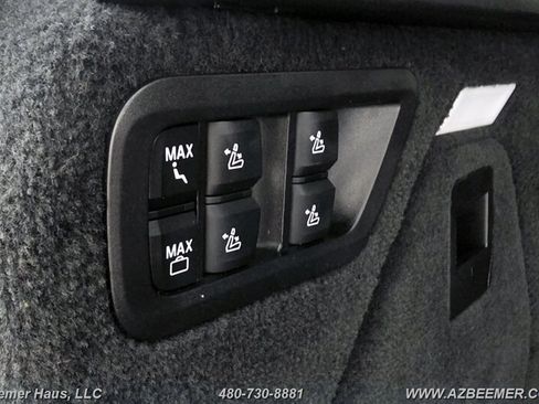 Used 2020 BMW X7 M50i AWD/4WD image 43