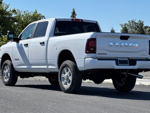 New 2026 RAM 2500 Big Horn AWD/4WD image 5