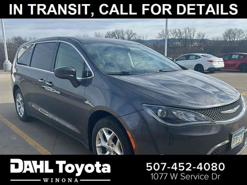 Used 2018 Chrysler Pacifica Touring Plus w/ Tire & Wheel Group image 1