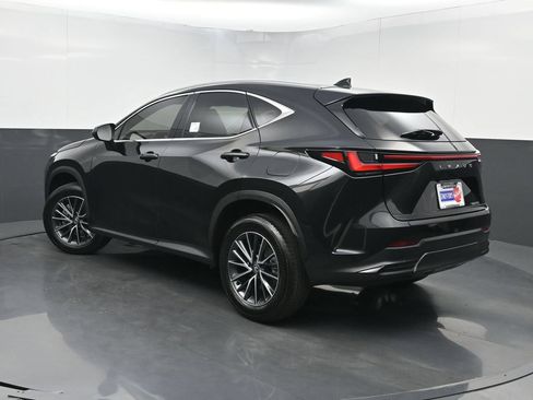 Used 2025 Lexus NX 250 FWD w/ Towing Package (2000 Lbs) image 22