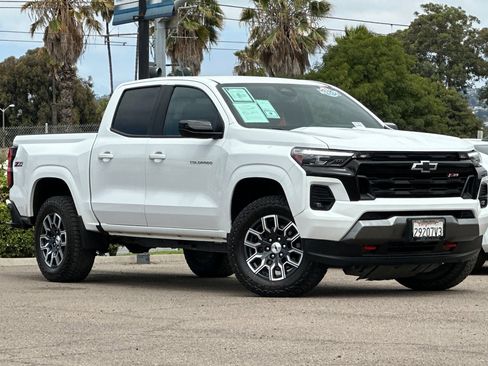 Certified 2023 Chevrolet Colorado Z71 w/ Z71 Convenience Package 2 image 2