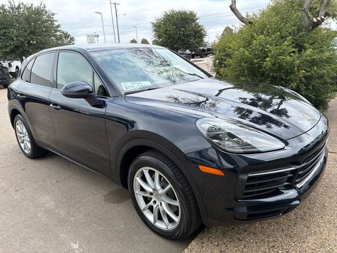 Used 2019 Porsche Cayenne AWD/4WD image 3