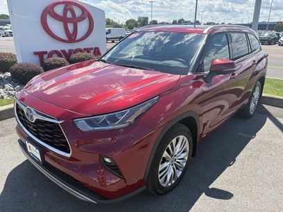 Used 2023 Toyota Highlander Platinum