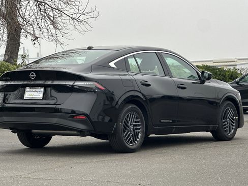 New 2026 Nissan Sentra SV image 4