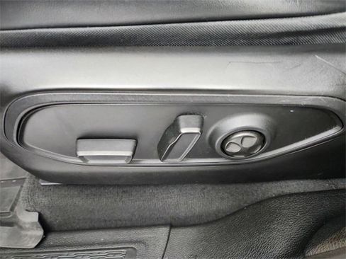 Used 2022 Jeep Grand Cherokee L Limited image 20