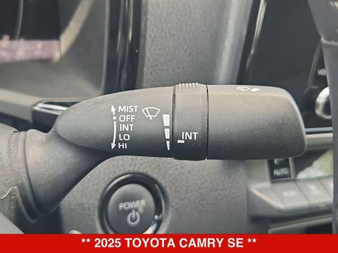 Used 2025 Toyota Camry SE FWD image 24