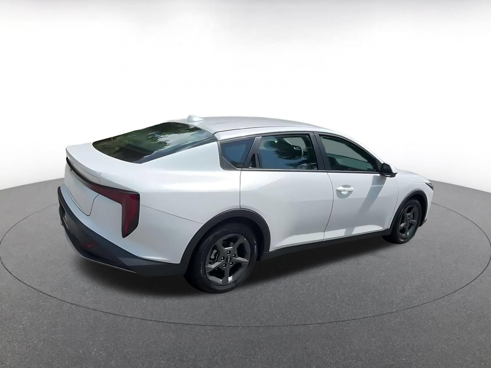 Used 2026 Kia K4 FWD image 14