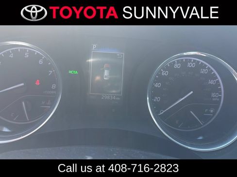 Used 2019 Toyota Camry SE w/ Convenience Package FWD image 3