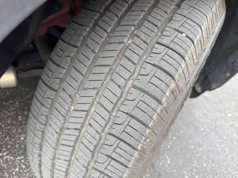 Used 2015 Ford Explorer XLT w/ Equipment Group 202B image 14