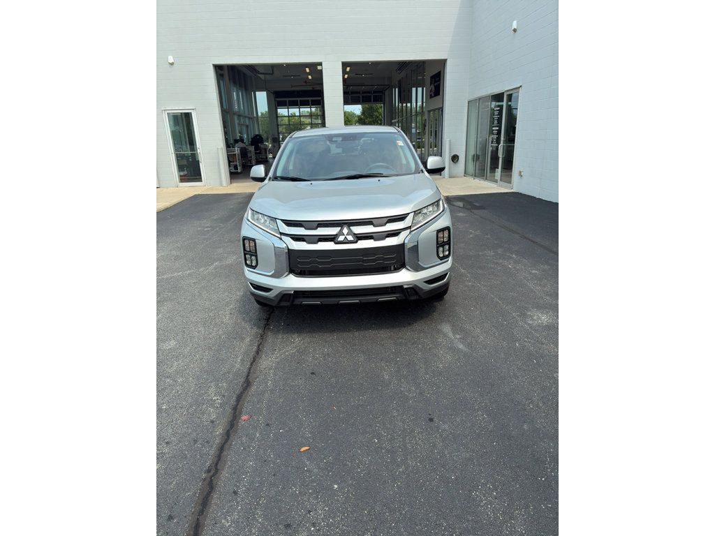Used 2024 Mitsubishi Outlander Sport AWD image 2