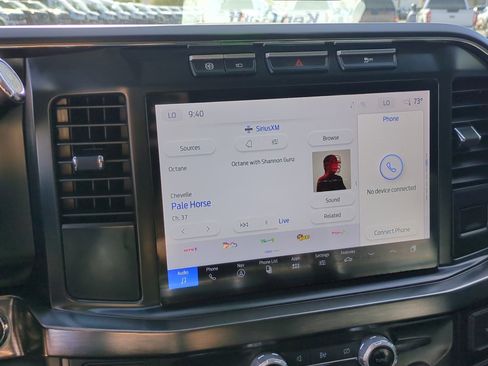 Used 2024 Ford F350 Lariat image 22