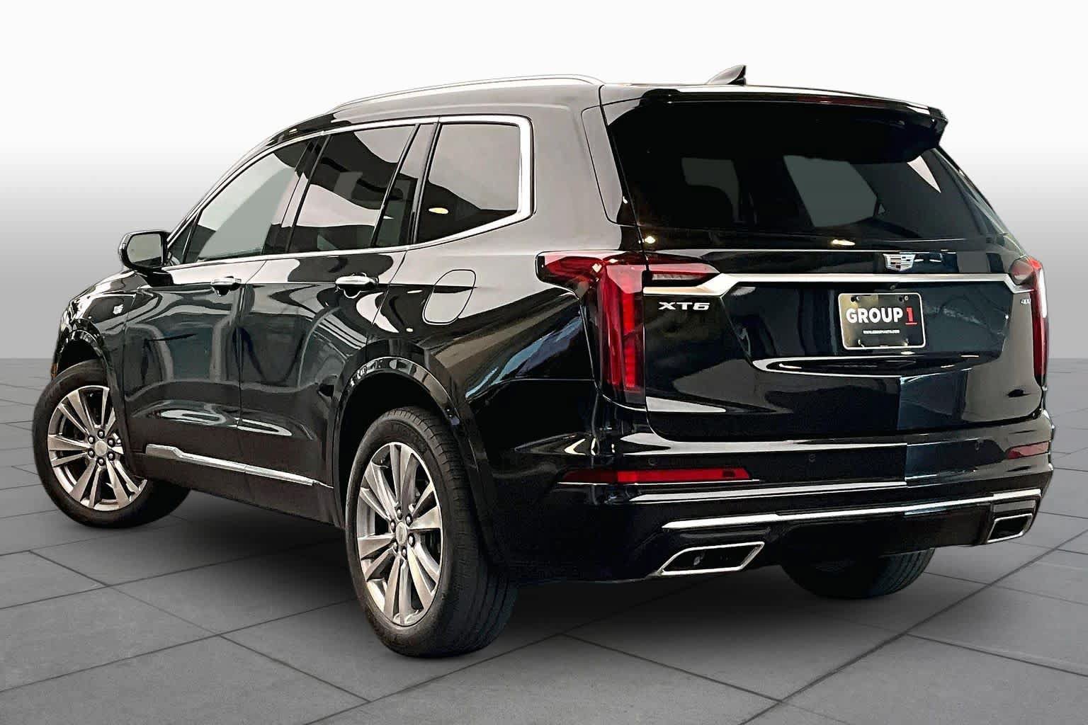 Used 2024 Cadillac XT6 Premium Luxury FWD image 12