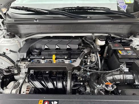 Certified 2023 Hyundai Venue SEL image 24