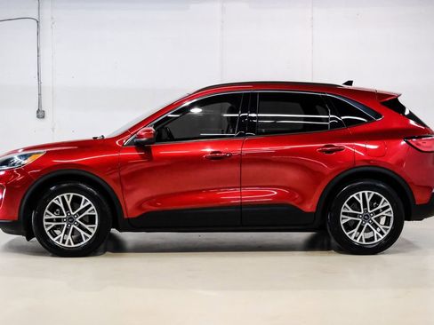 Used 2020 Ford Escape SEL image 11