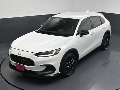 Used 2024 Honda HR-V Sport image 19