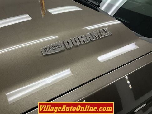 Used 2015 Chevrolet Silverado 2500 LTZ w/ Duramax Plus Package AWD/4WD image 10
