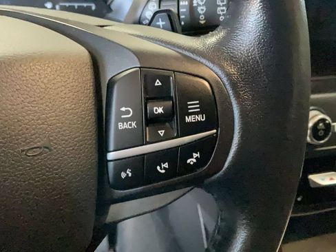 Used 2020 Ford Explorer XLT w/ Equipment Group 202A AWD/4WD image 20