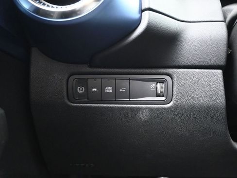 Used 2025 Chevrolet Equinox EV LT w/ Convenience Package image 17