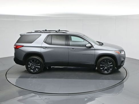 Used 2021 Chevrolet Traverse RS image 57