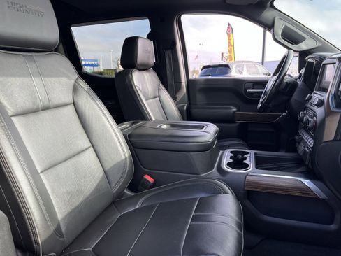 Used 2019 Chevrolet Silverado 1500 High Country w/ Z71 Off-Road Package image 27