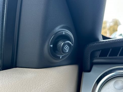 Used 2005 Ford Mustang GT Premium image 51