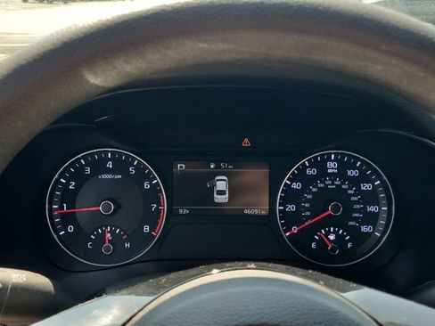 Used 2023 Kia Forte LXS w/ LXS Technology Package FWD image 28