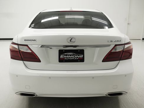 Used 2012 Lexus LS 460 w/ Luxury Value Edition RWD image 5