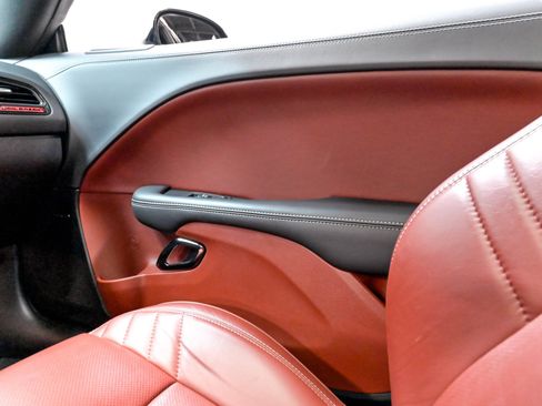 Used 2023 Dodge Challenger SRT Hellcat RWD image 16