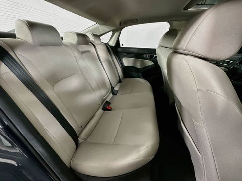 Used 2024 Honda Civic EX image 31