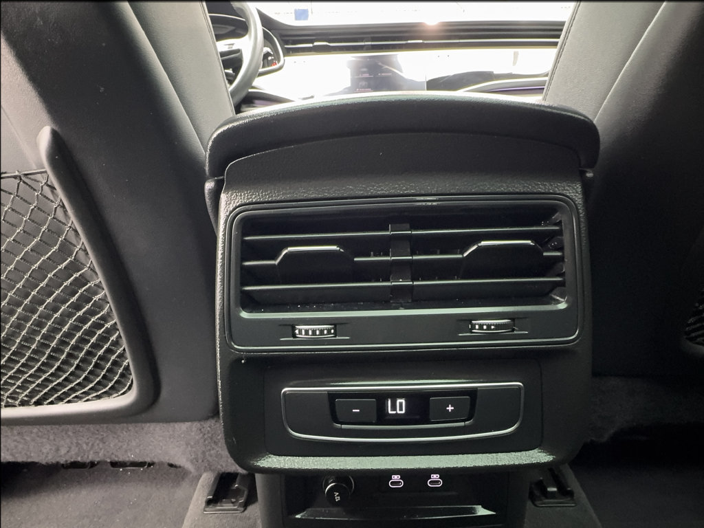 Used 2023 Audi Q7 2.0T Premium w/ Convenience Package AWD/4WD image 44
