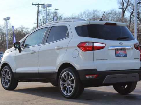 Used 2021 Ford EcoSport Titanium image 5