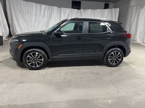 New 2026 Chevrolet TrailBlazer LT FWD image 4