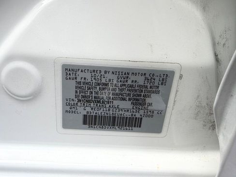 Used 2021 Nissan Versa S image 26