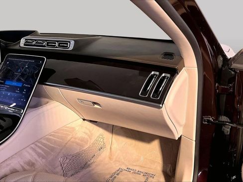 Certified 2021 Mercedes-Benz Maybach S 580 4MATIC image 19