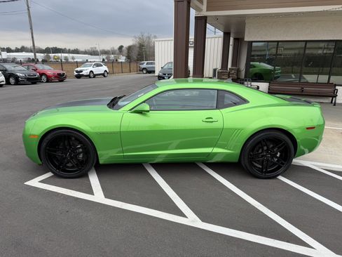 Used 2010 Chevrolet Camaro LT image 3