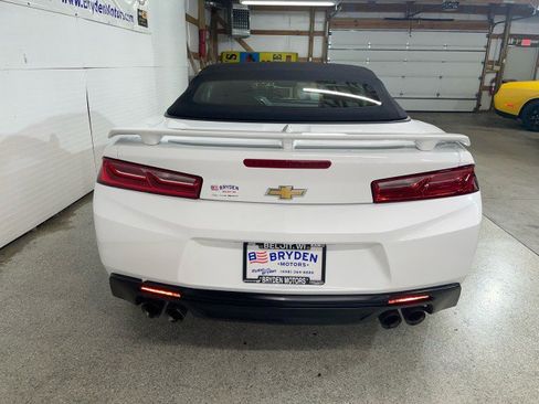 Used 2016 Chevrolet Camaro LT w/ Technology Package image 4