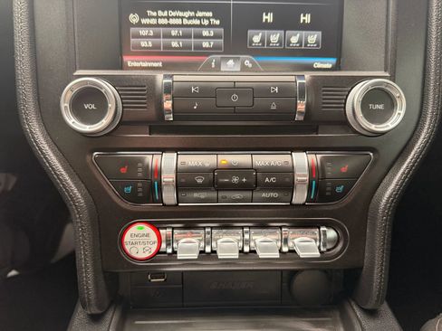 Used 2015 Ford Mustang GT Premium image 19