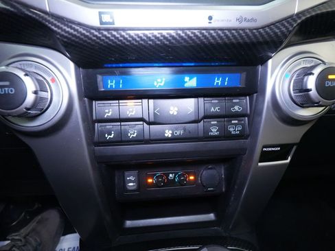 Used 2015 Toyota 4Runner Limited image 36