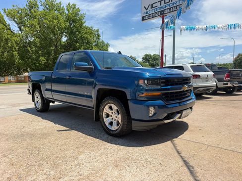 Used 2016 Chevrolet Silverado 1500 LT w/ All Star Edition AWD/4WD image 2