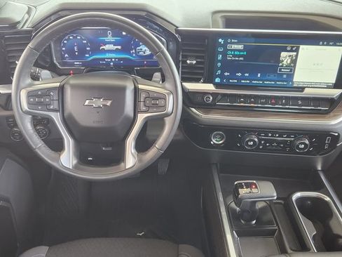 Used 2023 Chevrolet Silverado 1500 LT Trail Boss AWD/4WD image 25