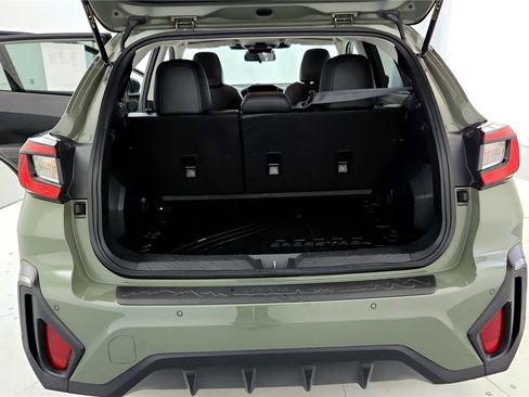 Used 2024 Subaru Crosstrek 2.5i Limited AWD/4WD image 17