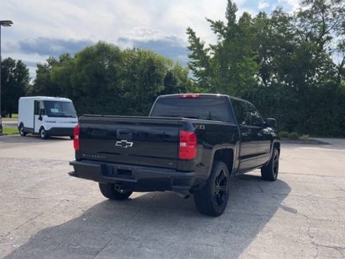 Used 2018 Chevrolet Silverado 1500 LT w/ All Star Edition AWD/4WD image 8