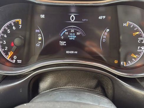 Used 2018 Jeep Grand Cherokee Limited AWD/4WD image 15