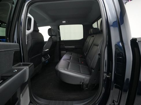 Used 2022 Ford F150 Lariat w/ Equipment Group 502A High image 10