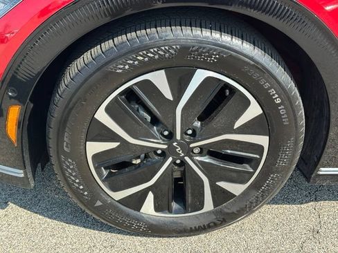 Used 2023 Kia EV6 Wind w/ Wind Technology Package AWD/4WD image 8