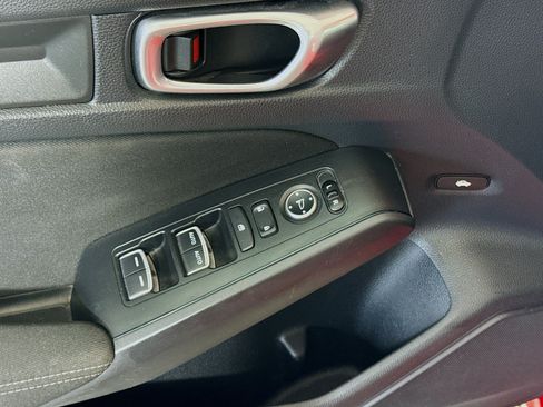 Used 2023 Honda Civic Sport image 24