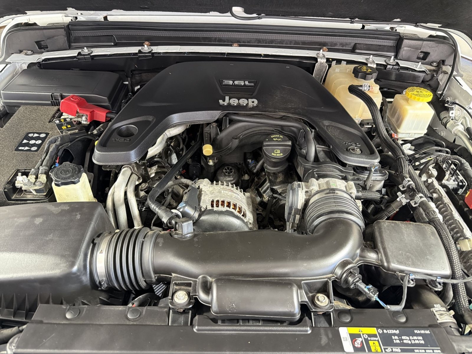Used 2020 Jeep Gladiator Overland AWD/4WD image 28