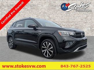 Certified 2022 Volkswagen Taos SE video 1